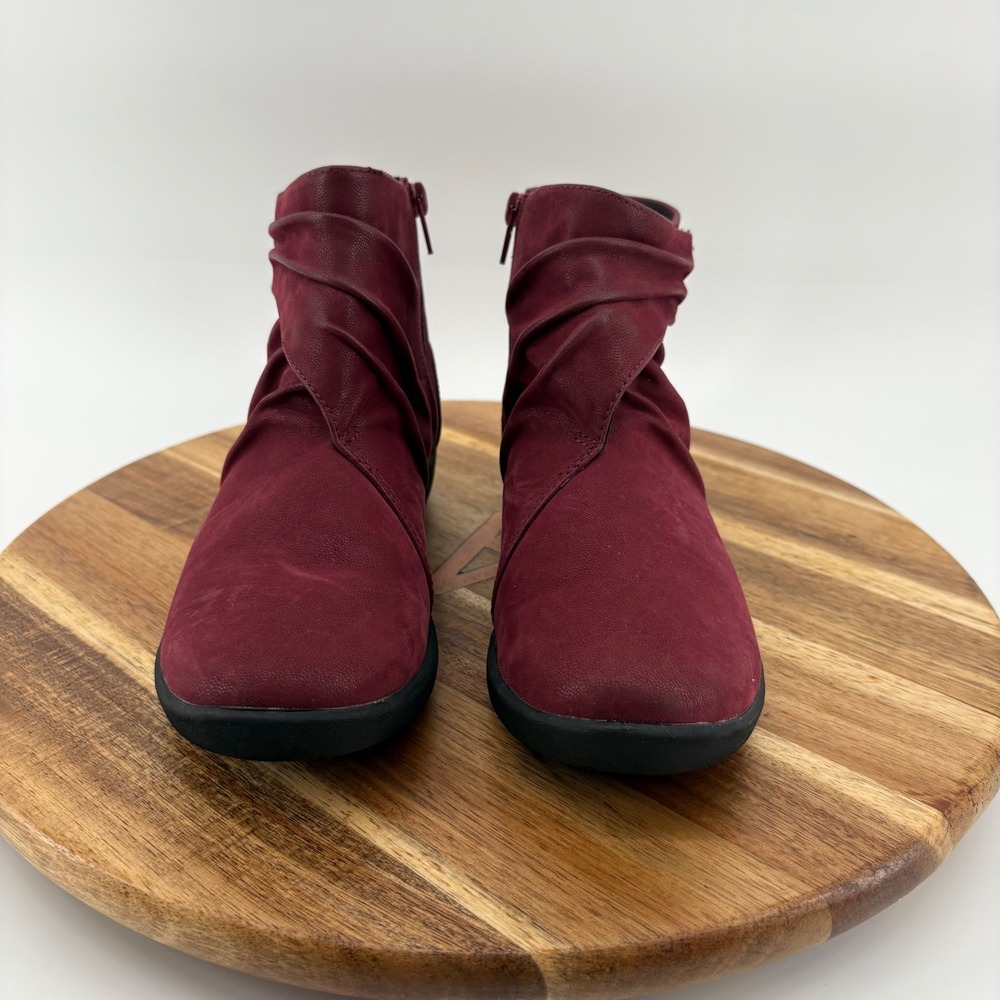 Clarks Cloudsteppers Burgundy‎ Leather Ankle Boots Size 7M Comfort Casual - Picture 3 of 8